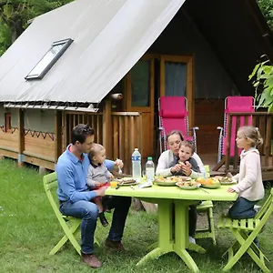 **** Camping Le Nid Du Parc France